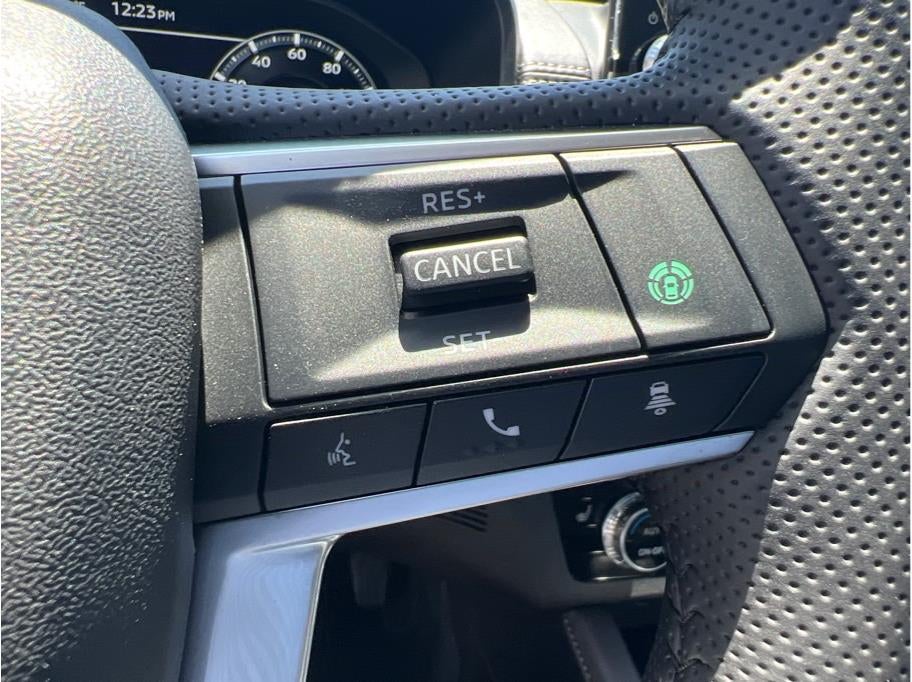 2025 Mitsubishi Outlander PHEV SE Sport Utility 4D