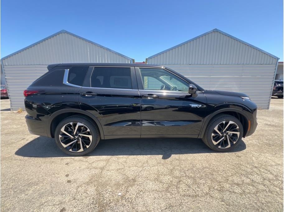 2025 Mitsubishi Outlander PHEV SE Sport Utility 4D