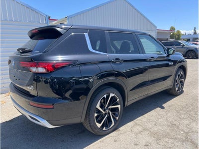 2025 Mitsubishi Outlander PHEV SE Sport Utility 4D