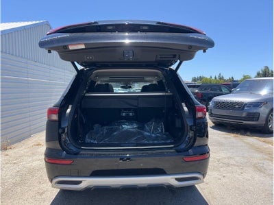 2025 Mitsubishi Outlander PHEV SE Sport Utility 4D