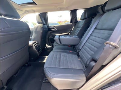 2025 Mitsubishi Outlander PHEV SE Sport Utility 4D