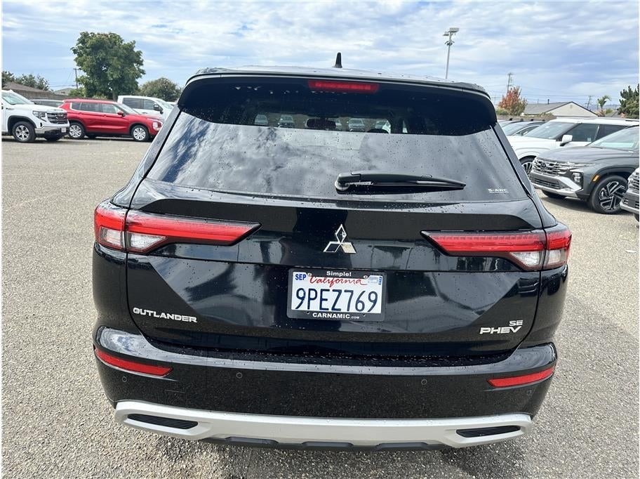 2024 Mitsubishi Outlander PHEV SE Sport Utility 4D
