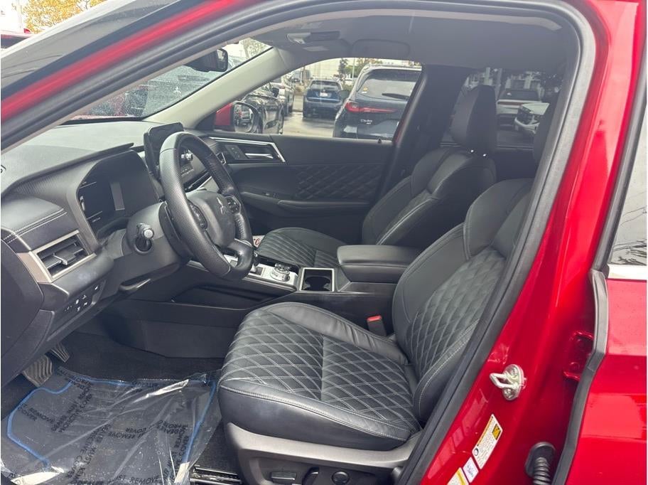 2023 Mitsubishi Outlander PHEV SEL Sport Utility 4D