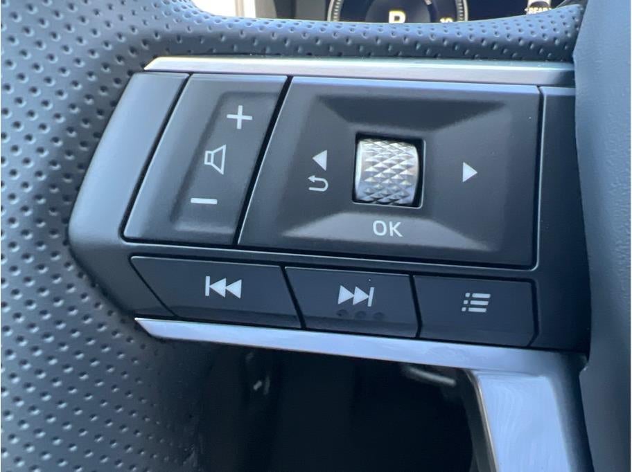 2025 Mitsubishi Outlander PHEV SE Sport Utility 4D