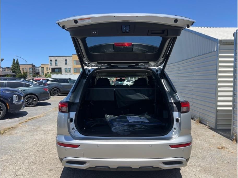 2025 Mitsubishi Outlander PHEV SE Sport Utility 4D