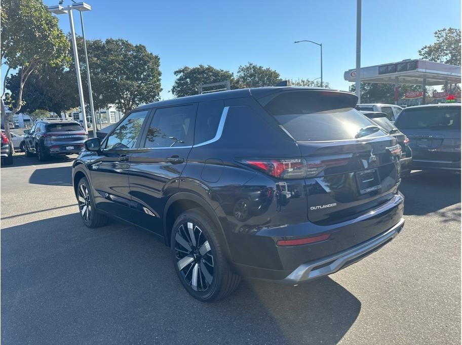2026 Mitsubishi Outlander PHEV SE