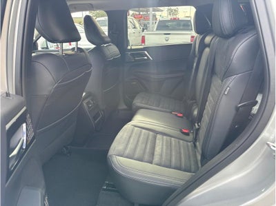 2026 Mitsubishi Outlander PHEV SE