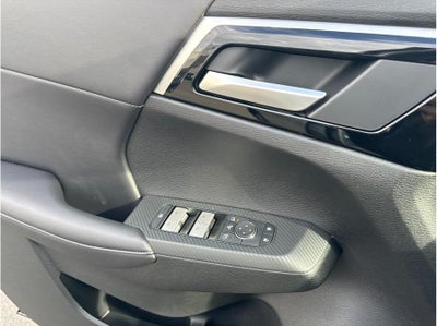 2026 Mitsubishi Outlander PHEV SE