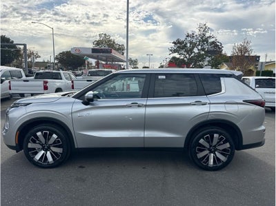 2026 Mitsubishi Outlander PHEV SE