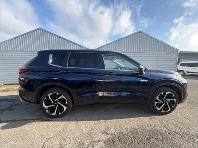 2025 Mitsubishi Outlander PHEV SEL
