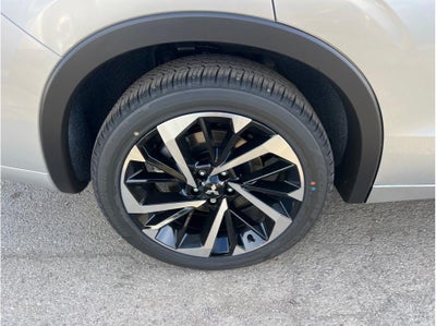 2025 Mitsubishi Outlander PHEV SEL