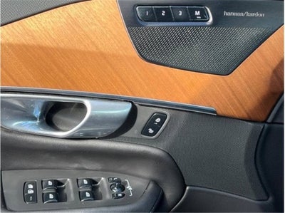 2023 Volvo XC90 B6 Plus Bright Theme Sport Utility 4D