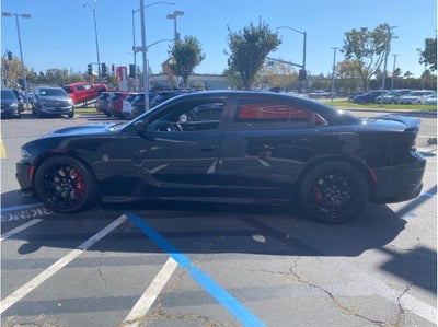 2016 Dodge Charger SRT Hellcat Sedan 4D