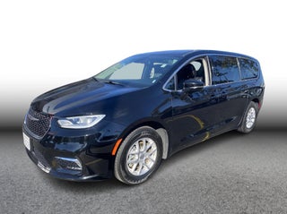 2024 Chrysler Pacifica Touring L Van 4D