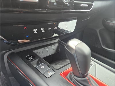 2025 Nissan Kicks SR Sport Utility 4D