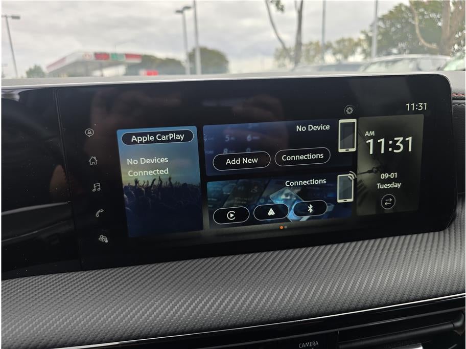 2025 Nissan Kicks SR Sport Utility 4D