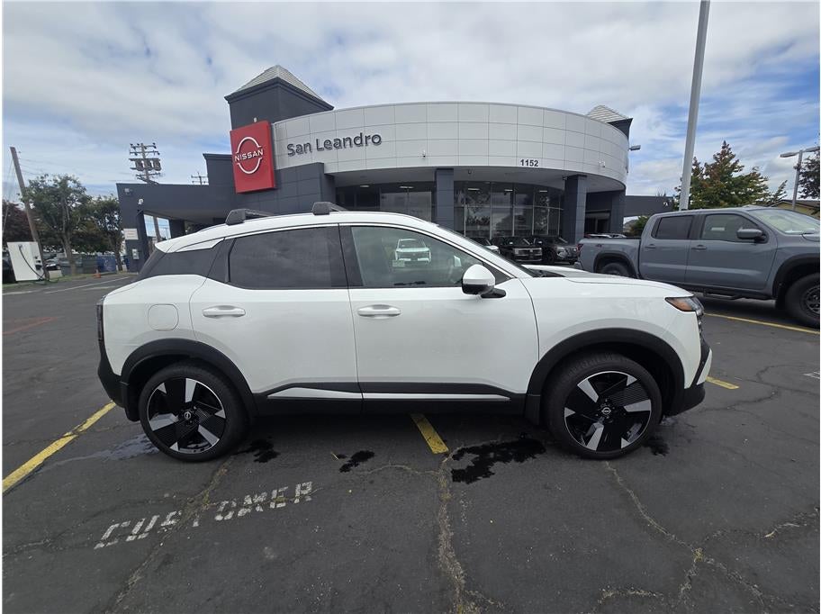 2025 Nissan Kicks SR Sport Utility 4D