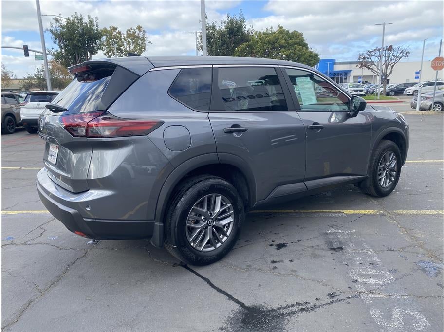 2026 Nissan Rogue S Sport Utility 4D
