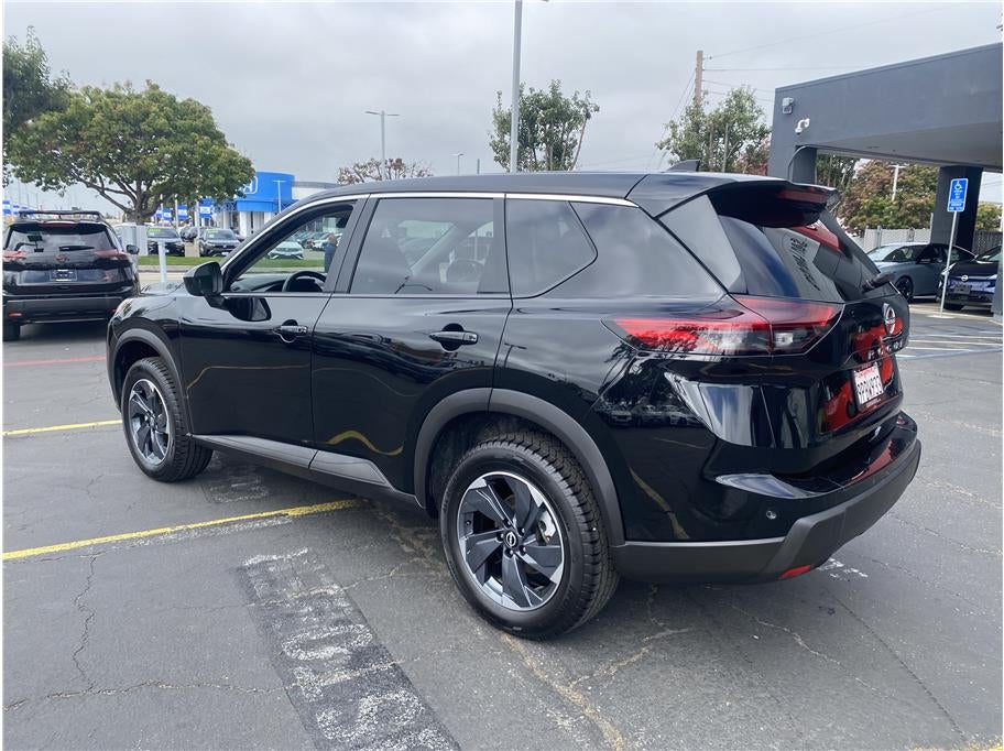 2025 Nissan Rogue SV Sport Utility 4D