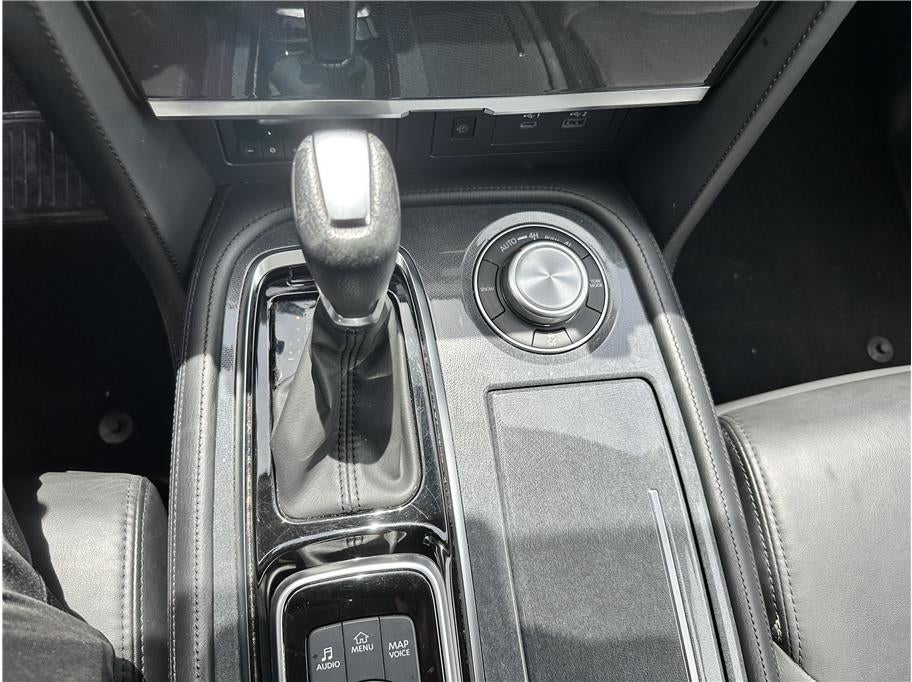 2024 Nissan Armada SV Sport Utility 4D