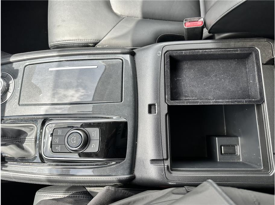 2024 Nissan Armada SV Sport Utility 4D