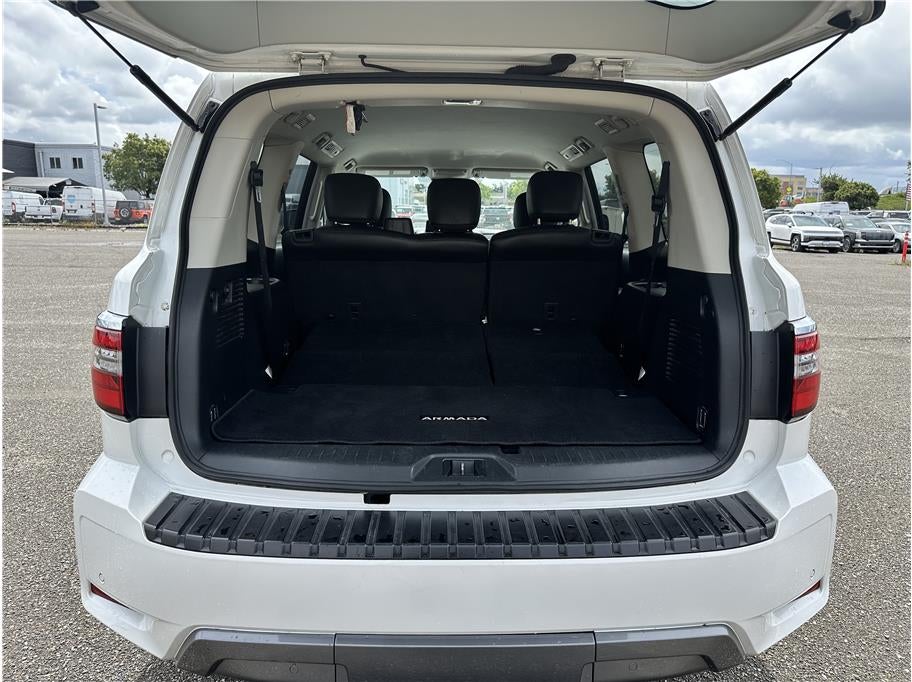 2024 Nissan Armada SV Sport Utility 4D
