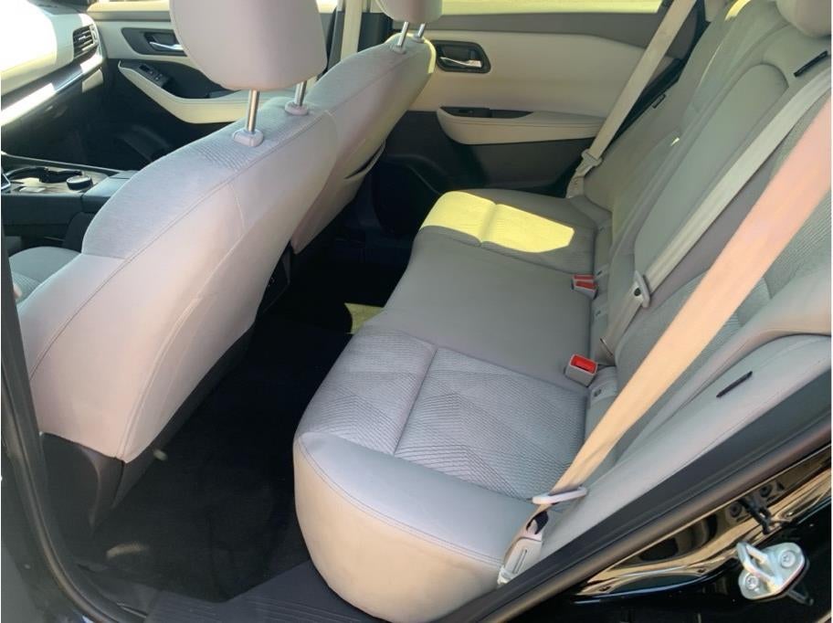 2025 Nissan Rogue SV Sport Utility 4D
