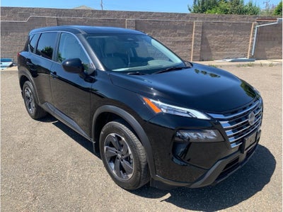2025 Nissan Rogue SV Sport Utility 4D