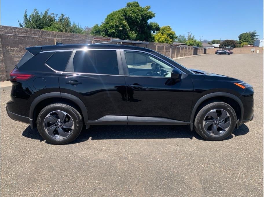 2025 Nissan Rogue SV Sport Utility 4D