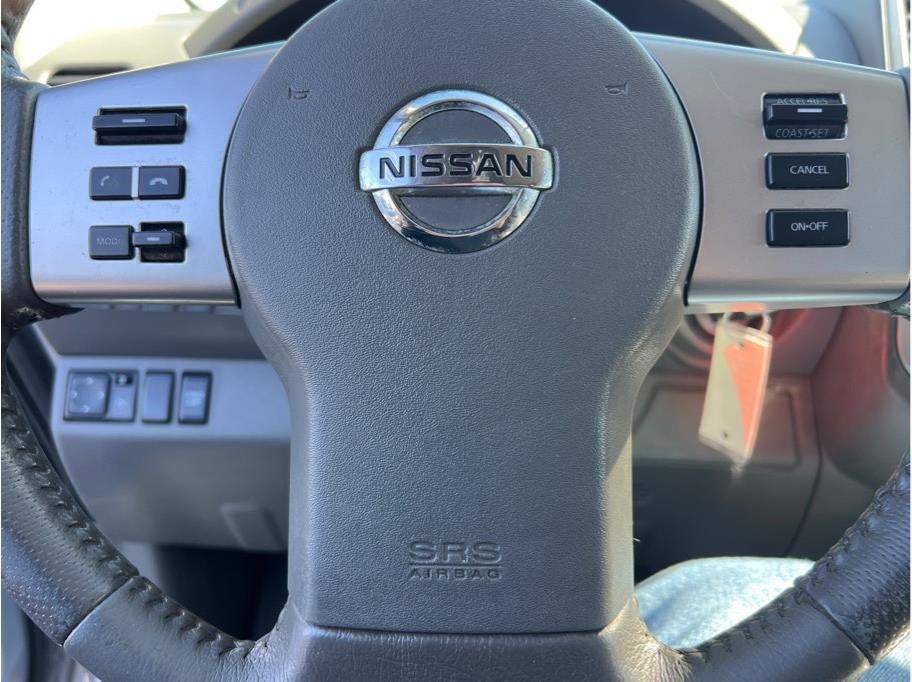 2016 Nissan Frontier Crew Cab SV Pickup 4D 5 ft