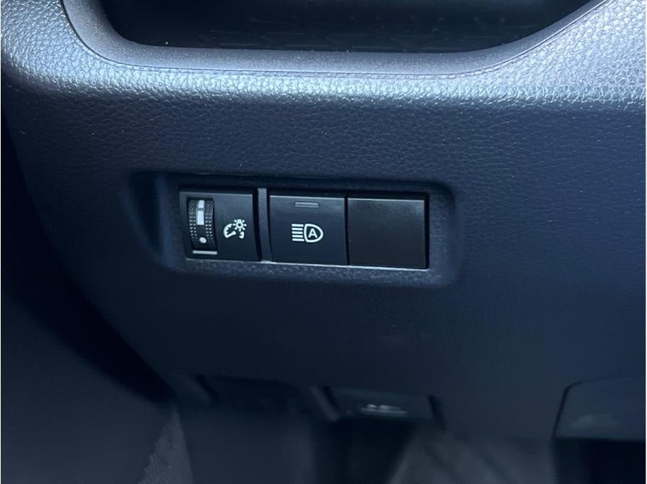 2024 Toyota RAV4 XLE Sport Utility 4D