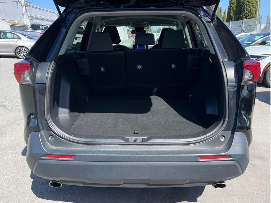 2024 Toyota RAV4 XLE Sport Utility 4D