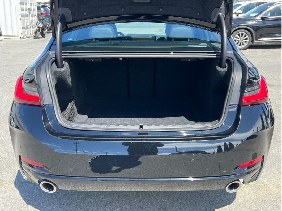 2026 BMW 3 Series 330i Sedan 4D