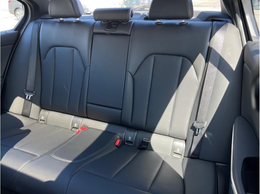 2026 BMW 3 Series 330i Sedan 4D