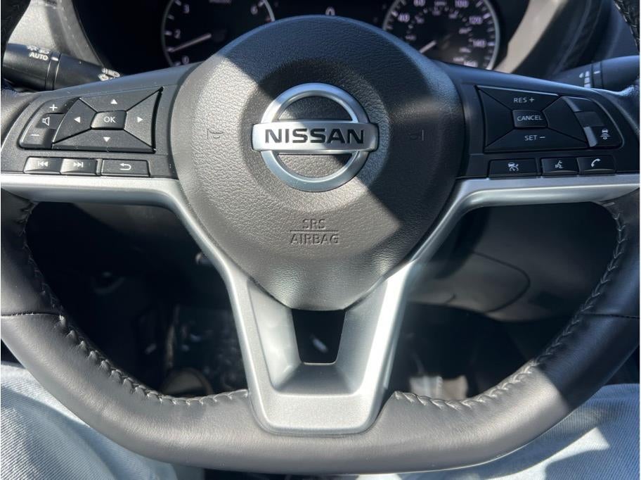 2022 Nissan Sentra SV Sedan 4D