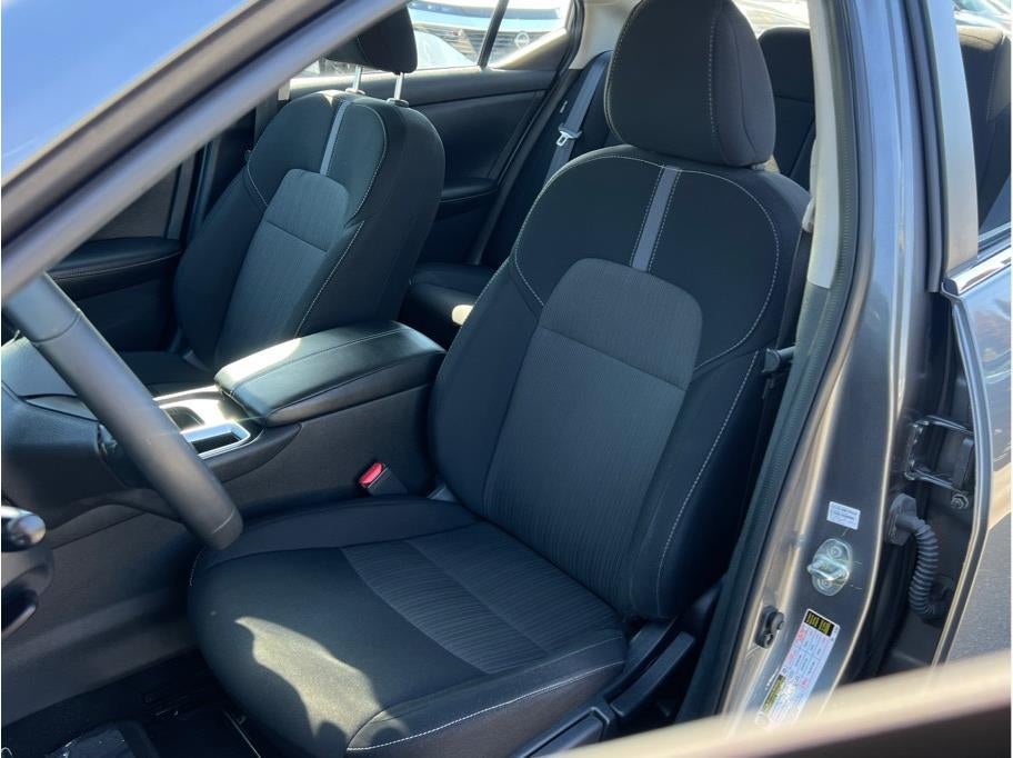 2022 Nissan Sentra SV Sedan 4D
