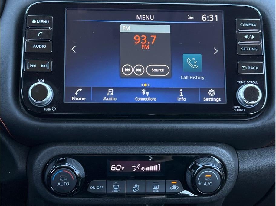2024 Nissan Kicks SR Sport Utility 4D