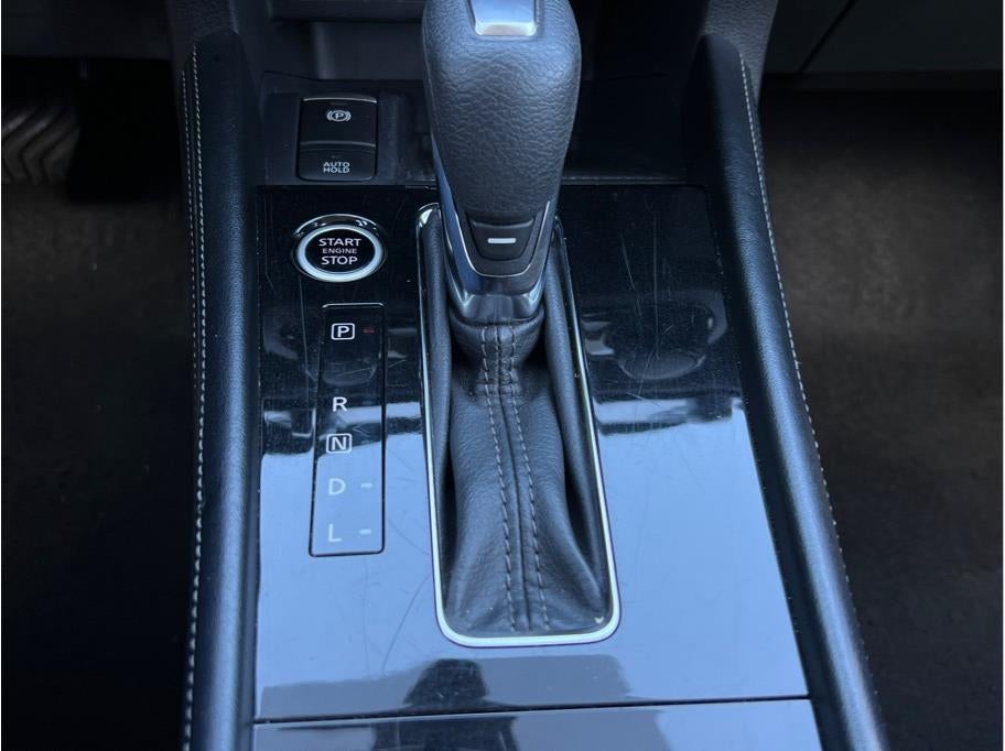 2024 Nissan Kicks SR Sport Utility 4D