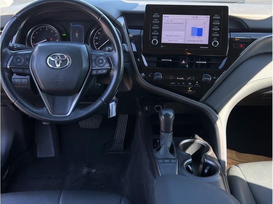 2024 Toyota Camry SE Sedan 4D