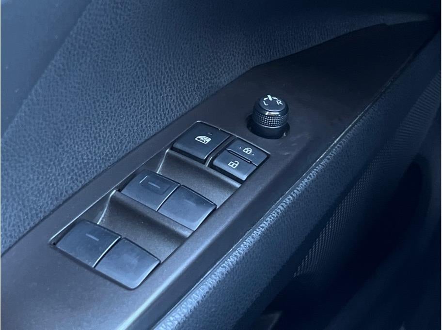 2024 Toyota Camry SE Sedan 4D