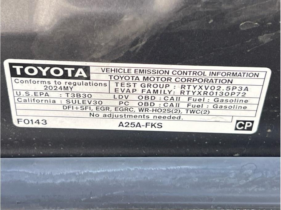 2024 Toyota Camry SE Sedan 4D