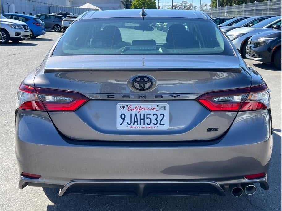 2024 Toyota Camry SE Sedan 4D