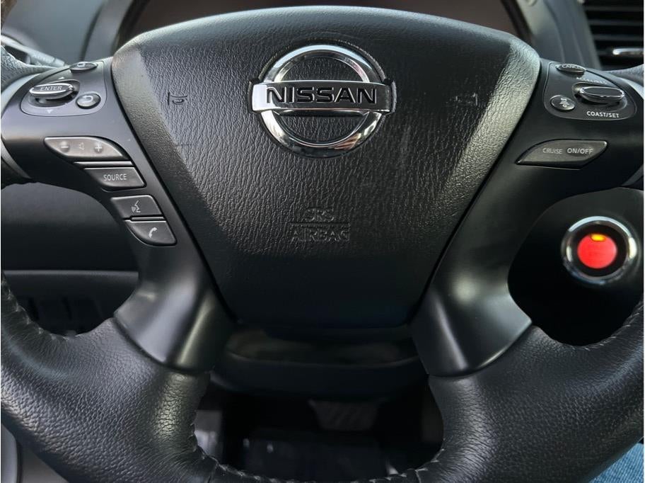 2019 Nissan Pathfinder SV Sport Utility 4D