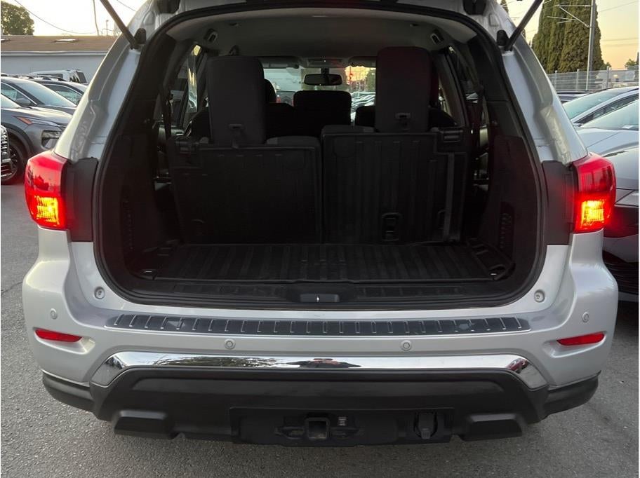 2019 Nissan Pathfinder SV Sport Utility 4D