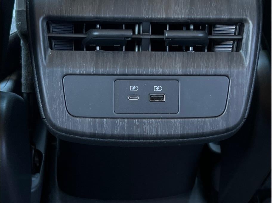 2023 Nissan ARIYA Venture+ Sport Utility 4D