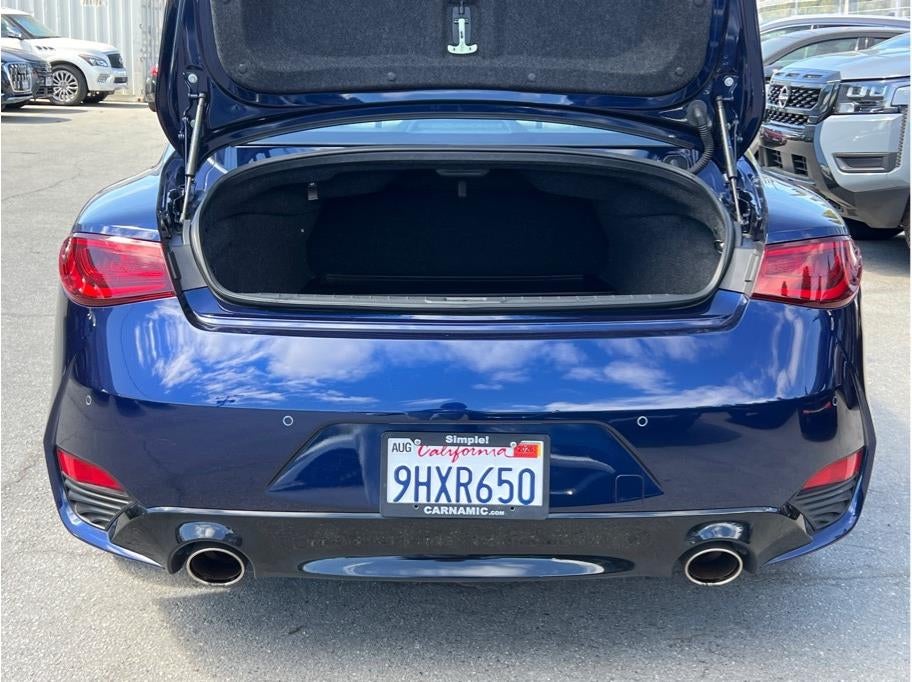 2022 INFINITI Q60 LUXE Coupe 2D