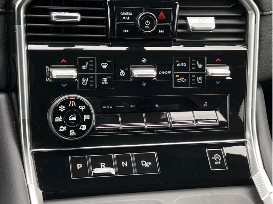 2025 Nissan Armada Platinum Sport Utility 4D