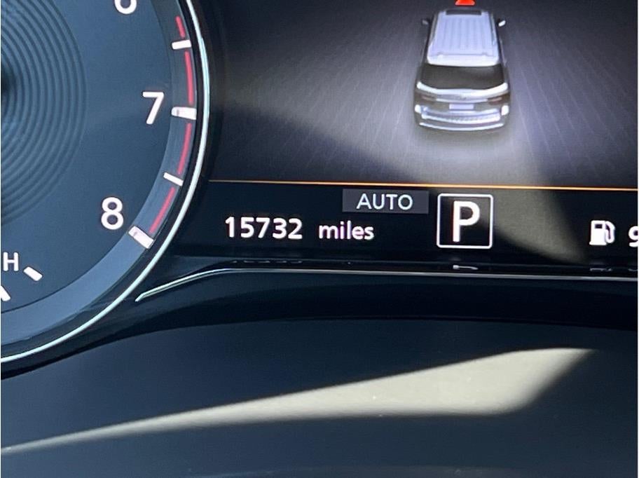 2024 INFINITI QX80 SENSORY Sport Utility 4D