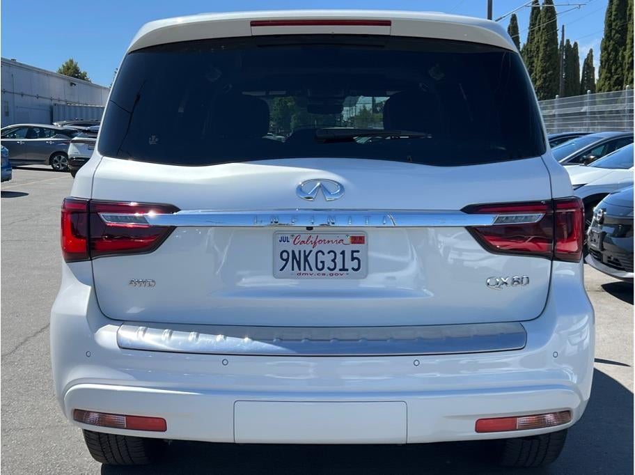 2024 INFINITI QX80 SENSORY Sport Utility 4D