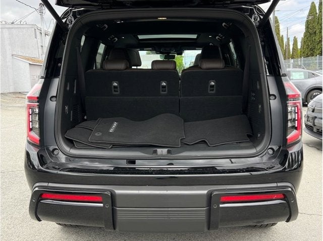 2025 Nissan Armada Platinum Sport Utility 4D